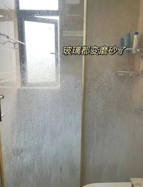 厨房水龙头水垢？这样擦立马变亮