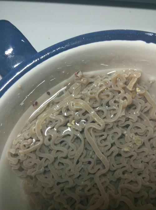 泡面桶内壁的蜡会致癌吗？