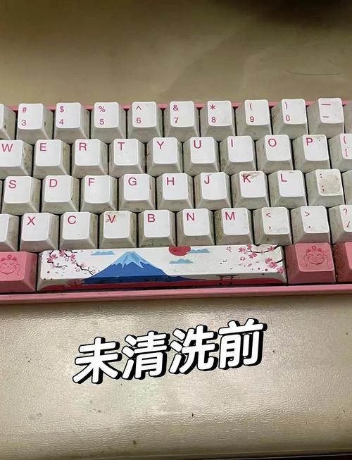 应对键盘脏污：彻底清洁的步骤分享