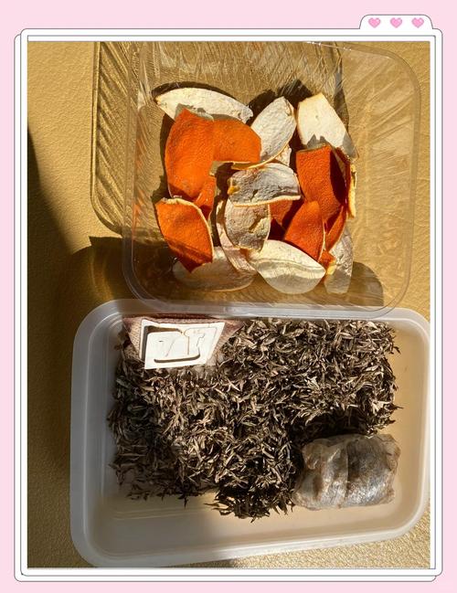 厨房异味克星：咖啡渣+橙子皮组合