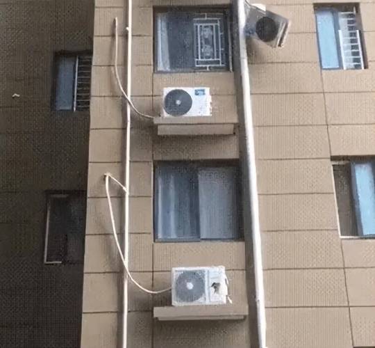 空调外机淋雨会短路？维修师傅现场拆解验证