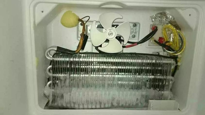 冰箱除霜时:这2个电器必须断电