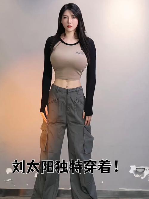 短剧演员 “健身人设” 走红:角色身材管理的流量效应