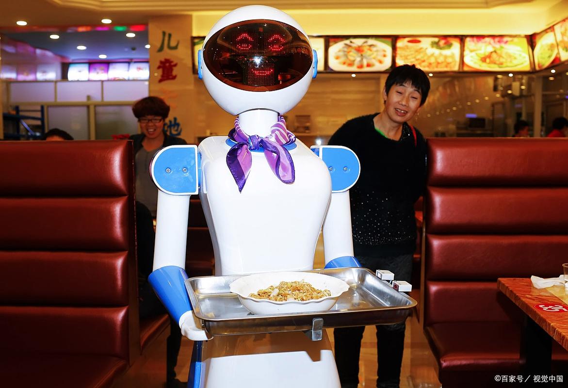 服务机器人崛起:餐厅、酒店的 “智能员工” 上岗