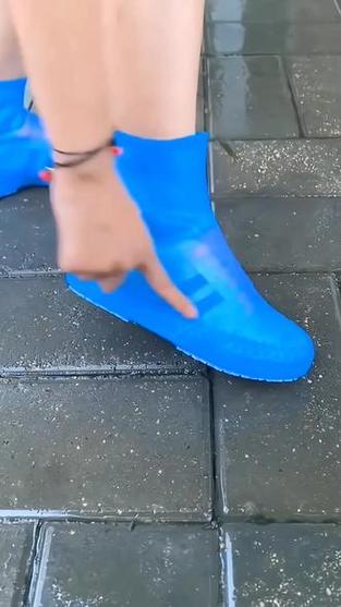 雨天穿凉鞋防打滑？这个方法绝了