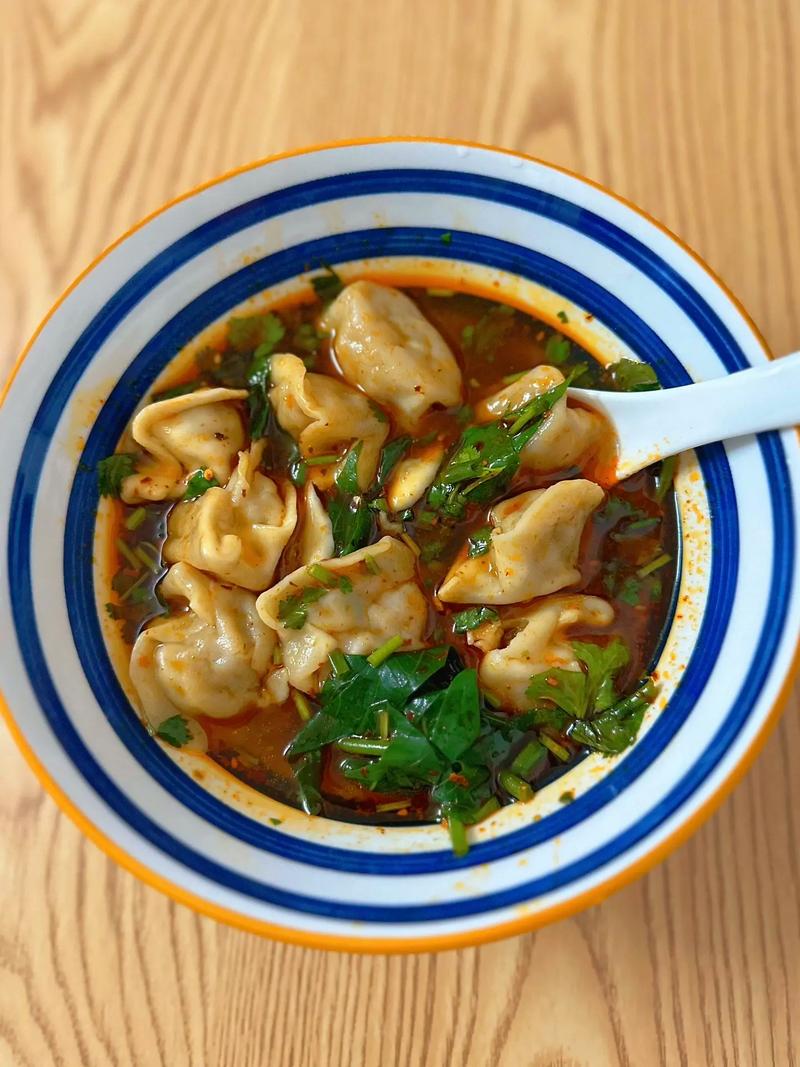 煮饺子时加什么更美味？试试这个调料