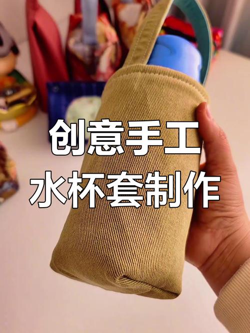 旧毛巾如何变废为宝？剪圆片当杯垫防滑吸水