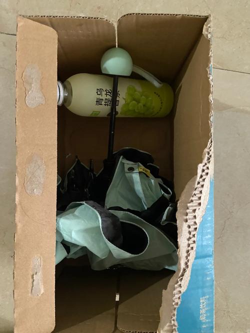 雨伞骨架生锈怎么办?砂纸打磨后喷防锈漆