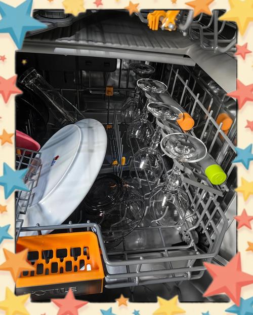 如何正确使用洗碗机清洗塑料餐具？