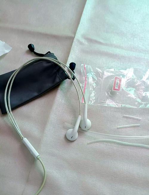 耳机线材氧化怎么办?热缩管包裹保护线路