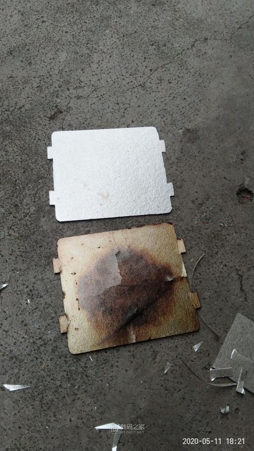 微波炉云母片脏污？用「酒精棉」擦拭