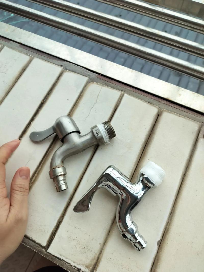 酒店水龙头不出水?检查「角阀开关」