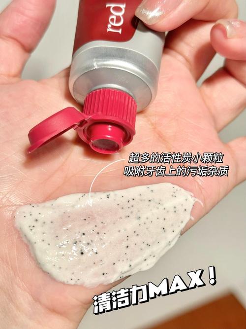 旅行蚊虫叮咬?涂抹「氨水 + 牙膏」