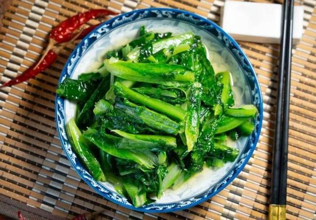 炒青菜保持翠绿的关键点