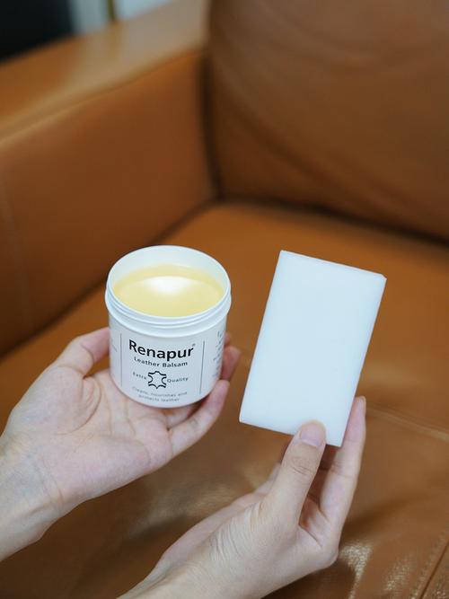 过期蜂蜜用途！自制皮具保养剂